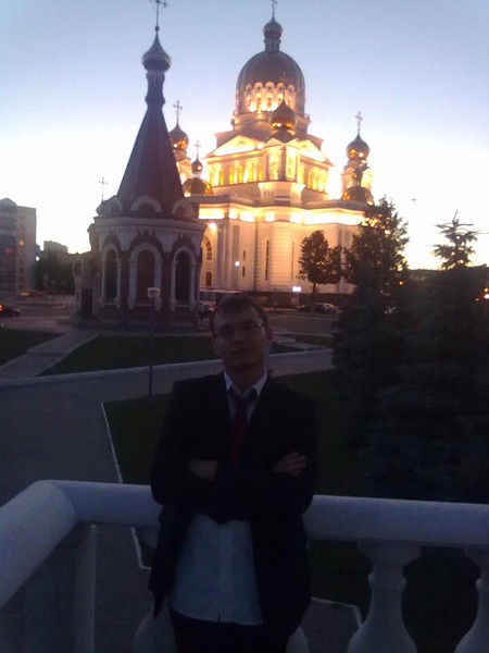 Макс Декасов