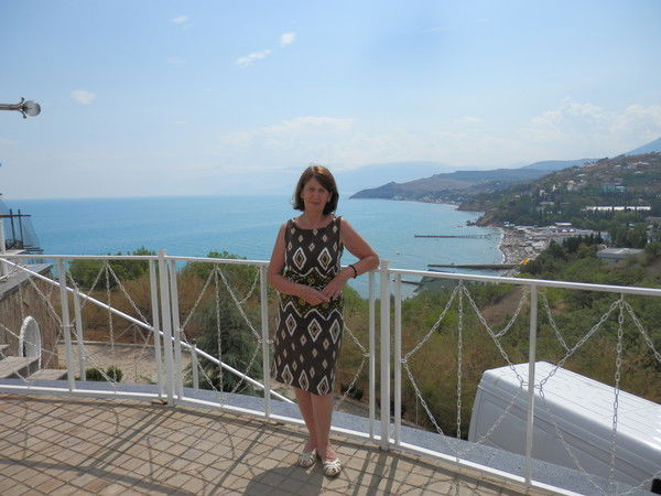 Лариса Лазарева