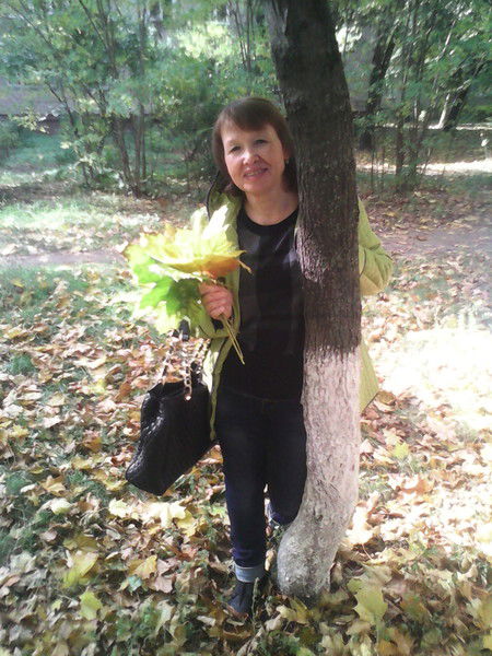 Надежда Серова