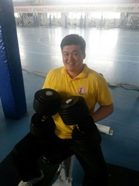 Виталий Тен