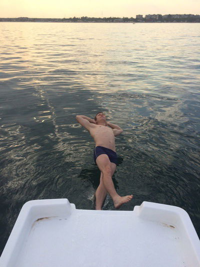 Саня Красов