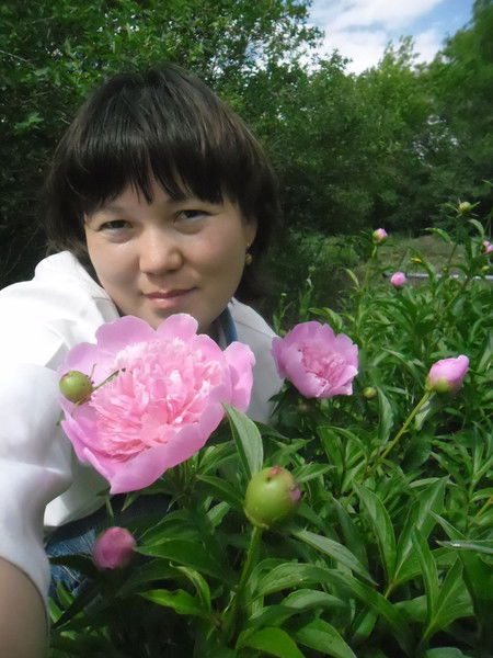 Ляззат Кобенова