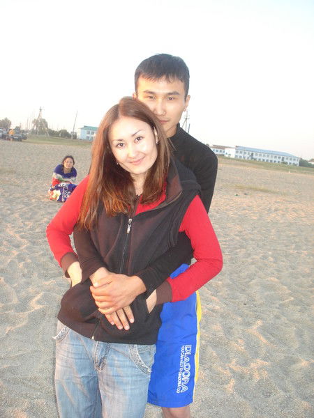 Тимур И Асель Жанабековы