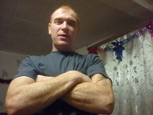 Максим Попов