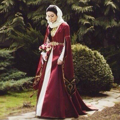 Зилола Ахмеджанова