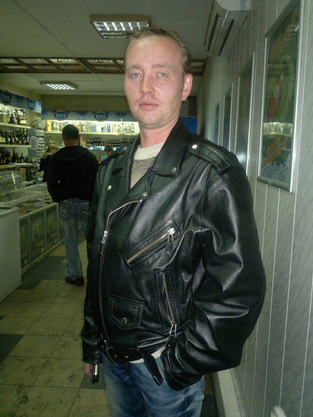 Денис Лопатин