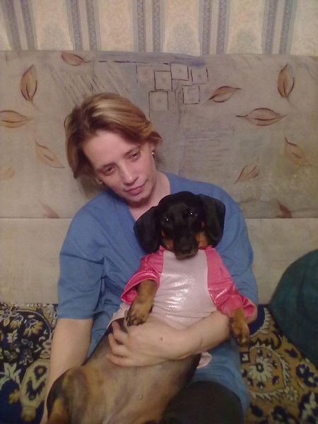 Лена Виканова