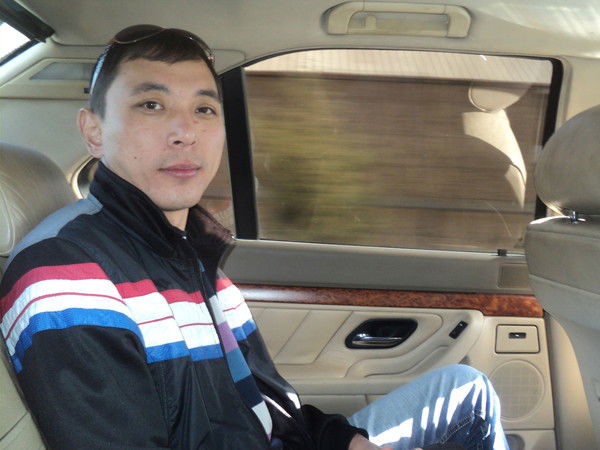 Азамат Исанов