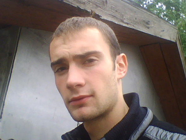 Руслан Пападия