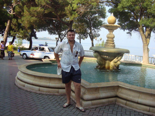 Анатолий Уткин