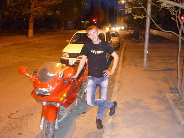 Александр Левоштанов