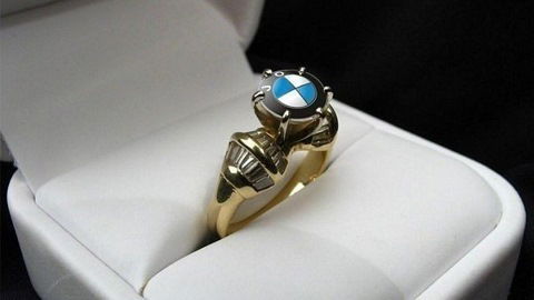 Елена Елена