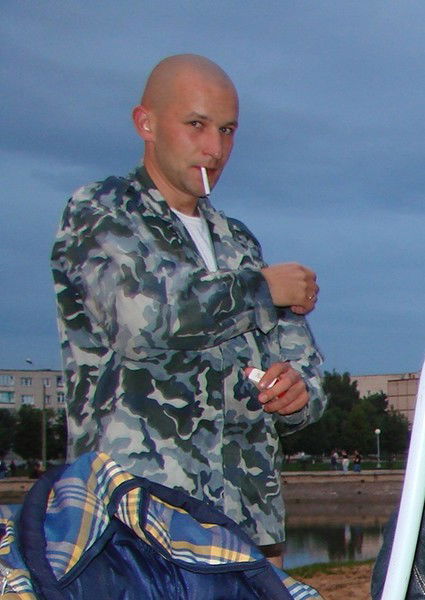 Коля Иванов