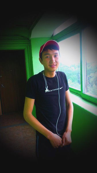 Аскар Канапиянов