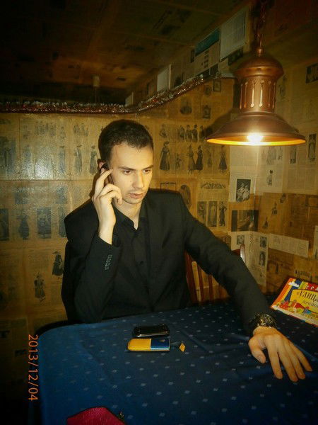 Никита Устинов