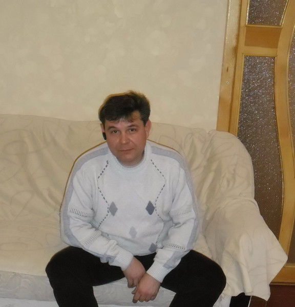 Влад Иванов