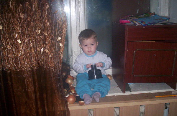 Владислав Леонов