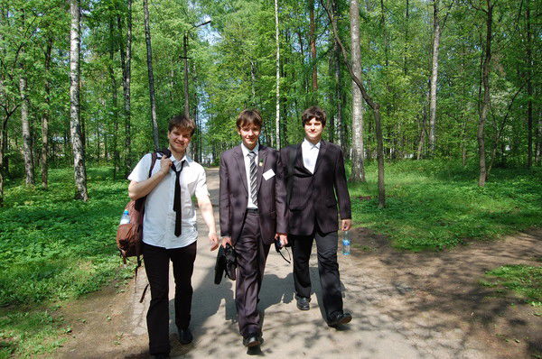 Владимир Леонтьев