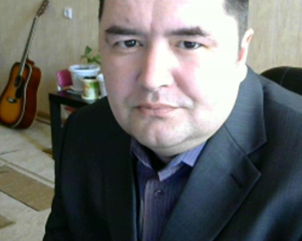 Искандар Хасанов