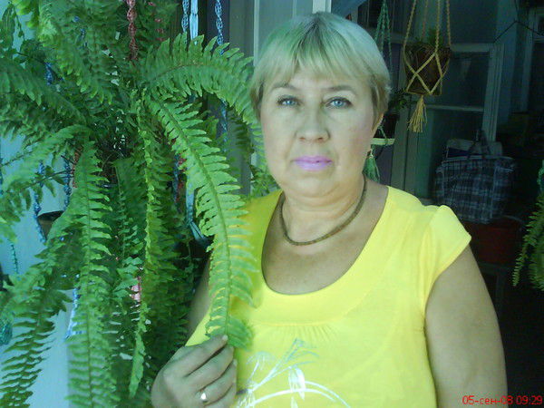 Наталья Астахова