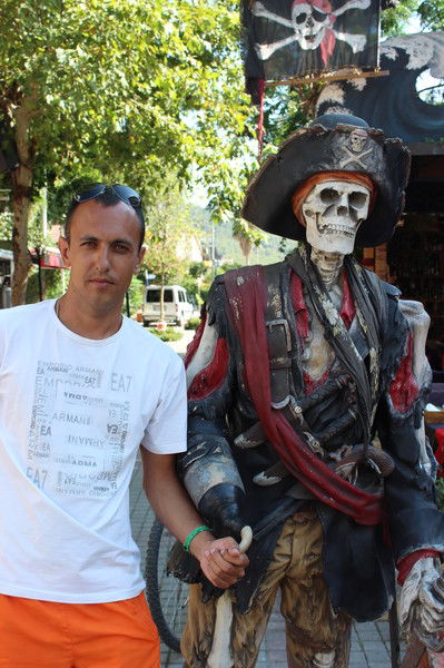 Константин Мериакре