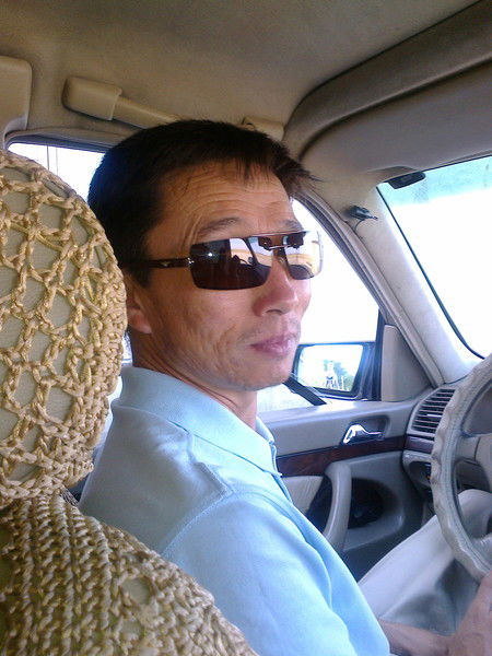 Курасбек Отеуил