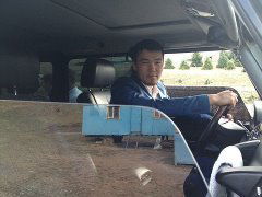 Азирeт Мaликов