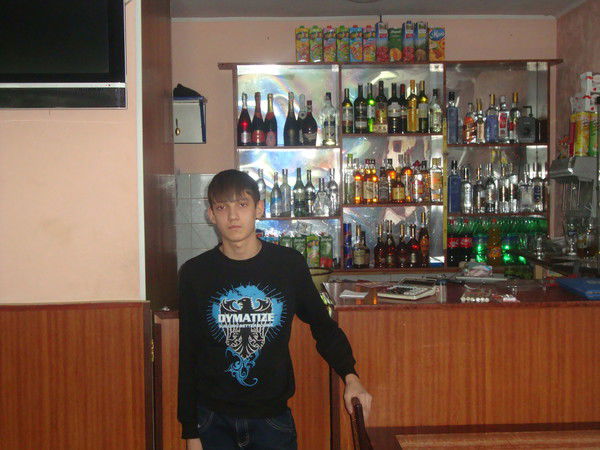 Артём Юношев