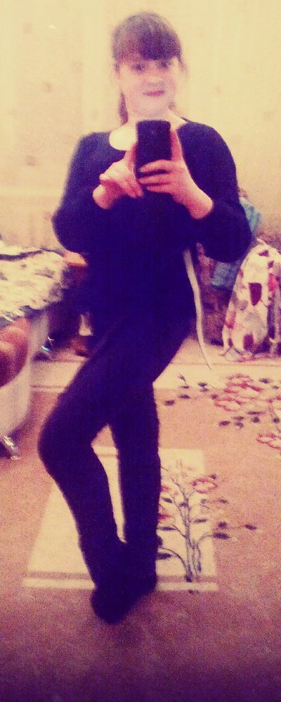 Настя Емельянова