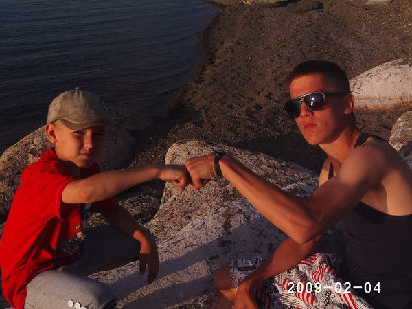 Максим Жданов