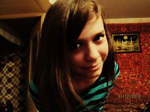 Эля Хусяинова