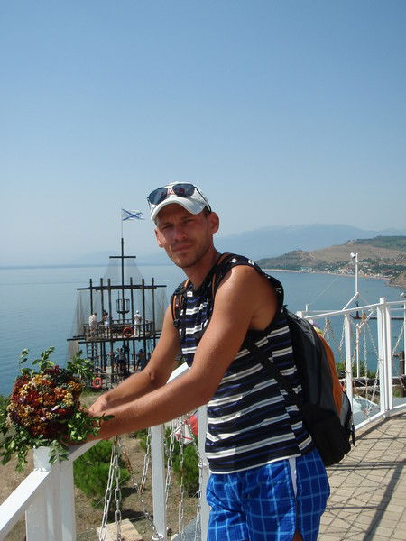 Александр Максименко