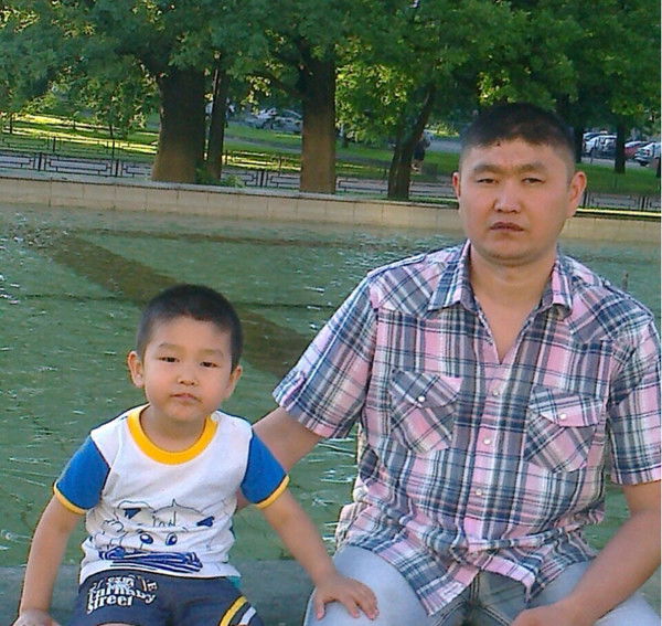 Белек Султанов