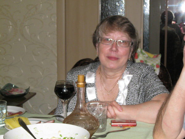 Галина Толстова