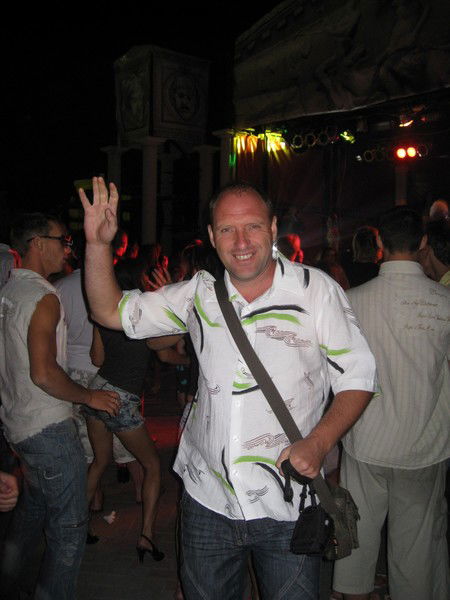 Виктор Саларцорцян