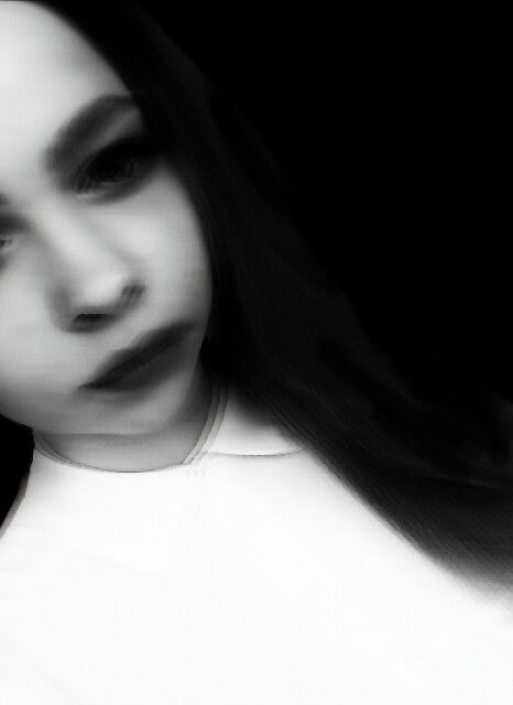 Соня Суторина