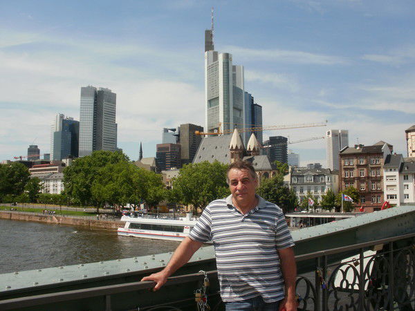 Владимир Кожаев