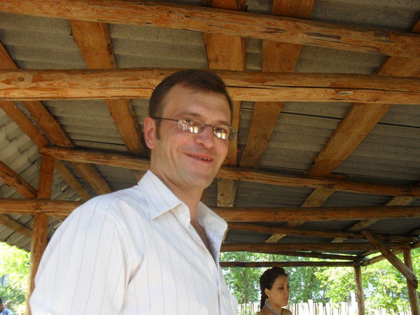 Андрей Эрет