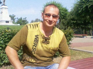 Макс Коряковцев