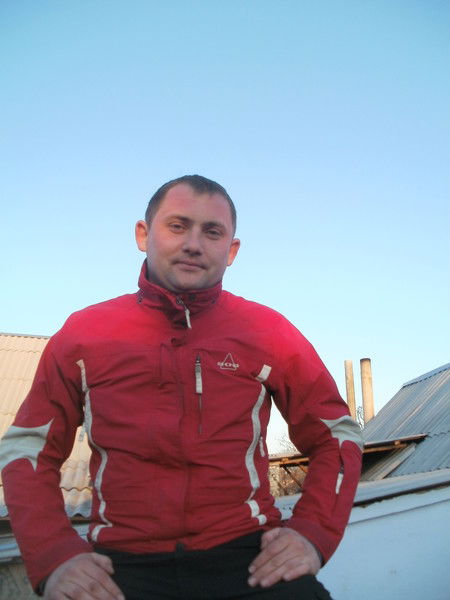 Антон Минаенков