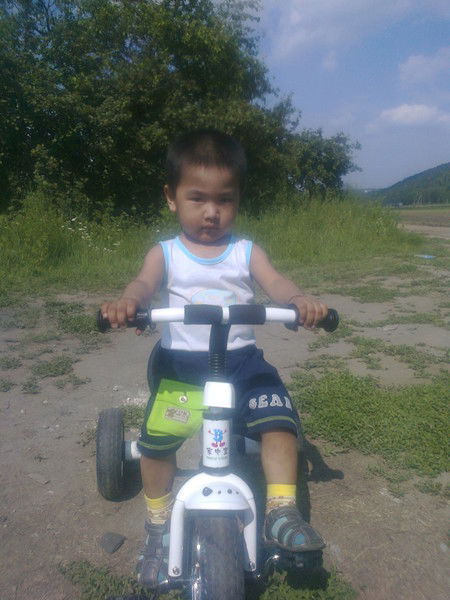 Бекзат Султанов