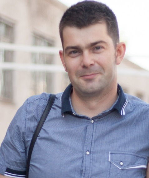 Юрий Макаренко