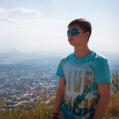 Петр Шелякин