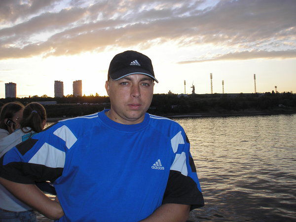 Юрий Кобзев