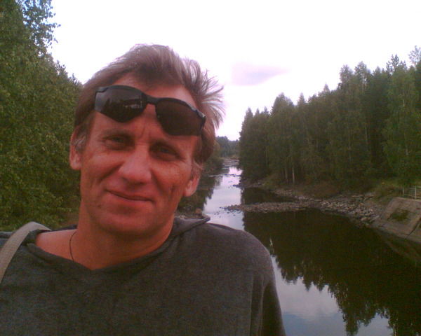 Олег Наумов