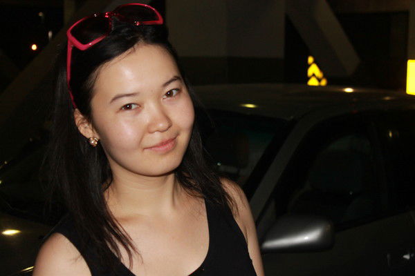 Жiбек Атаханова