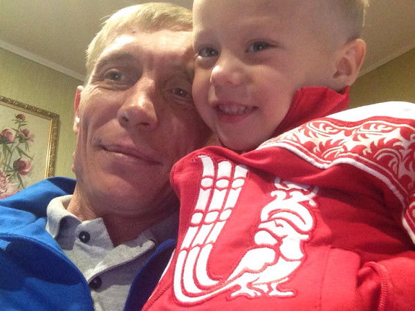 Александр Николаенок