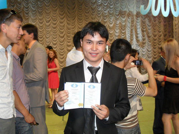 Азамат Курмангалин