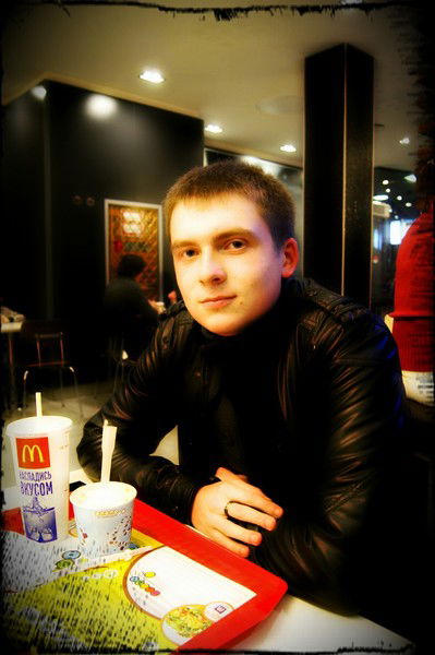 Александр Пискарёв