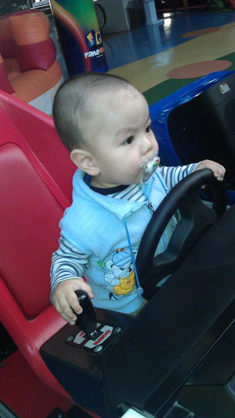 Динара Елеубаева